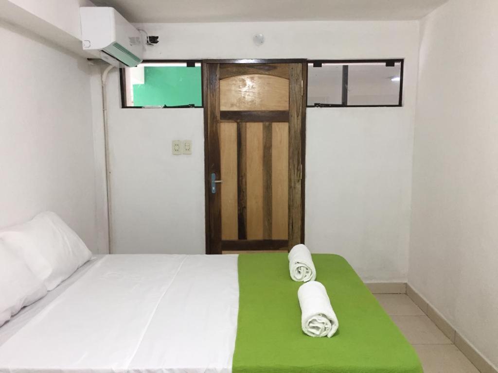 Helecho'S Hostal Encarnacion Exterior photo